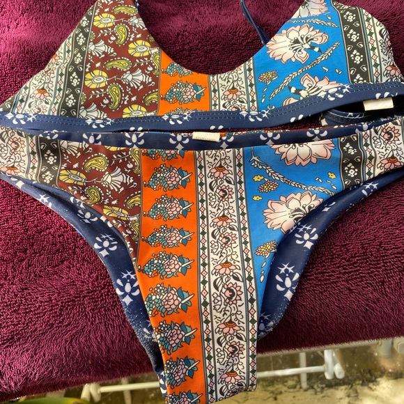 Bikini set. Not Label - Picture 1 of 5